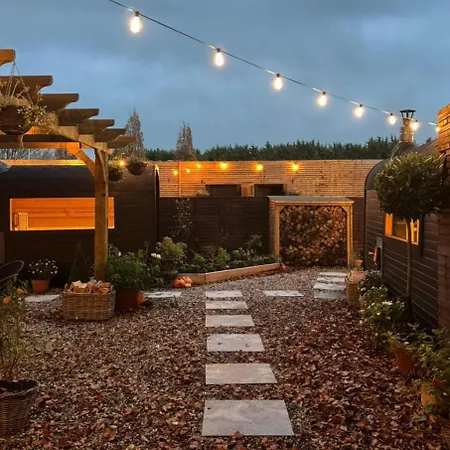 Modern, Cosy Country Semesterbostad *